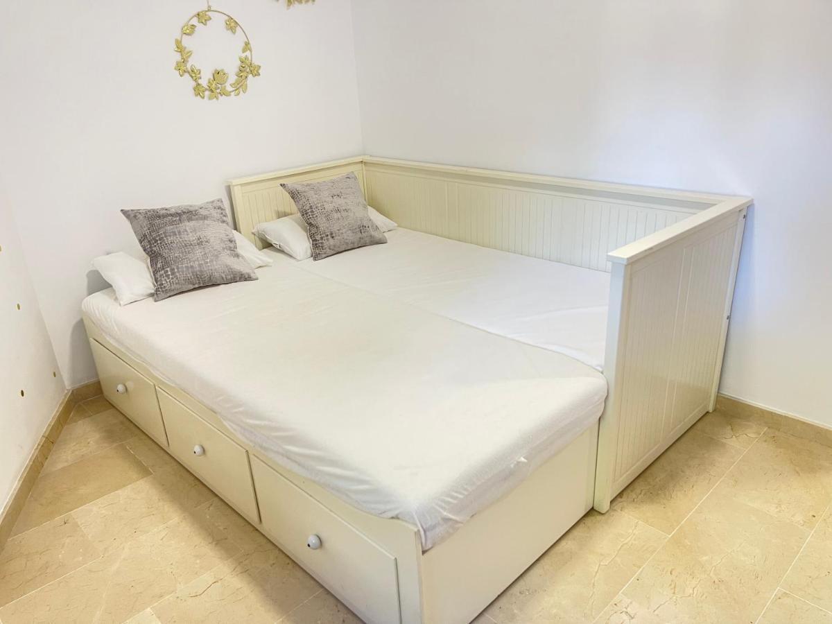 Marbella Pleasant Duplex By Elviria Las Dunas Beach Exteriör bild