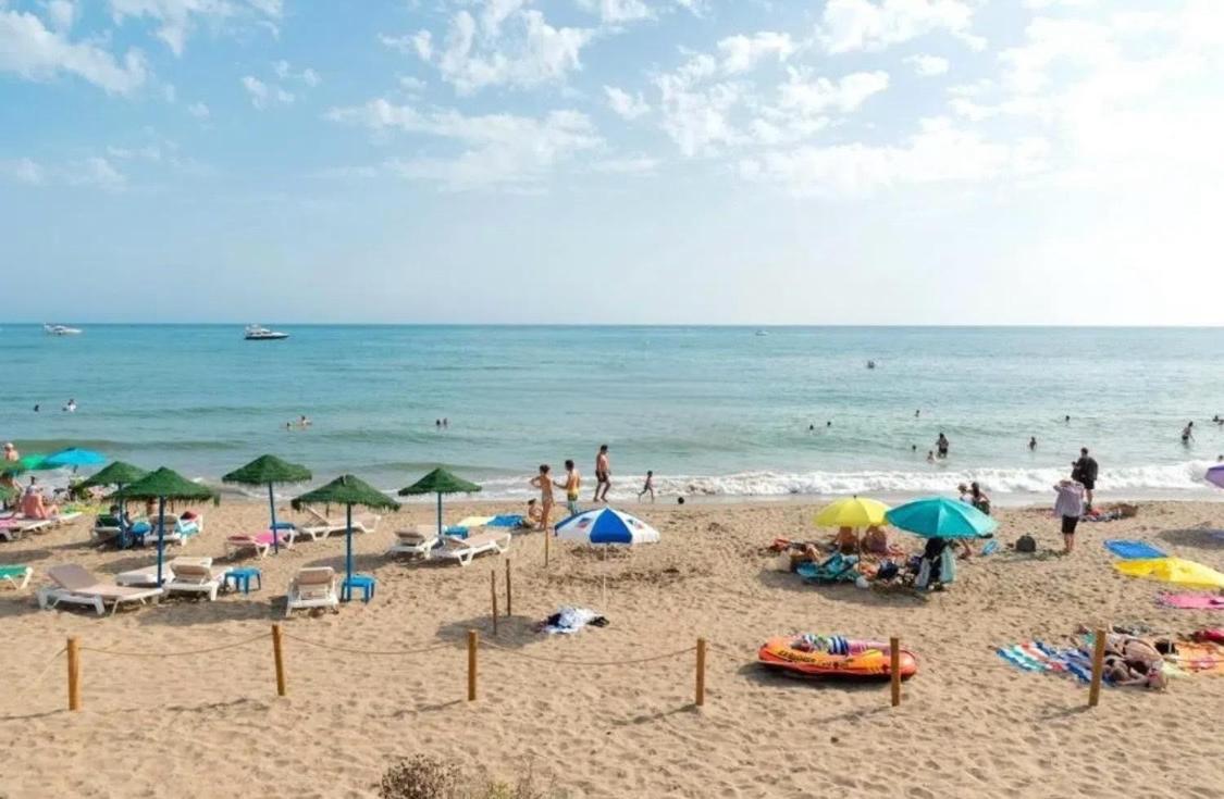 Marbella Pleasant Duplex By Elviria Las Dunas Beach Exteriör bild